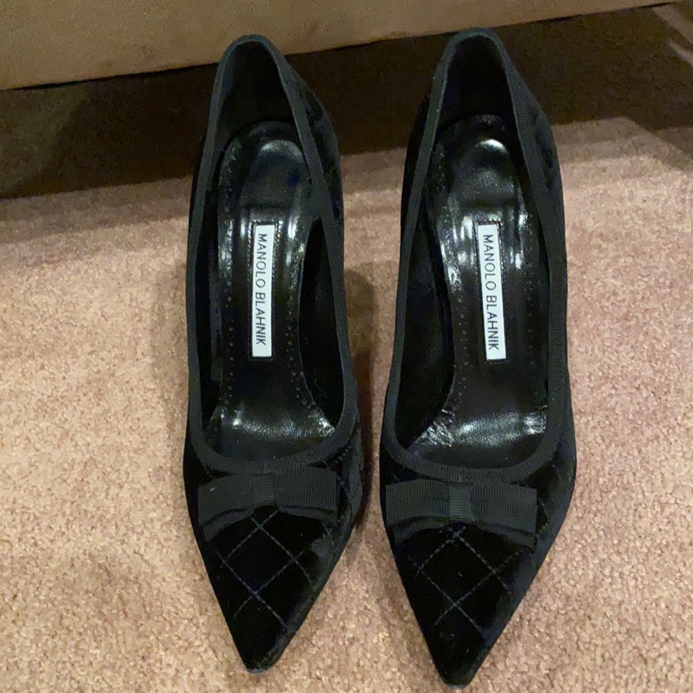Black Suede Manolo Blahnik Pumps